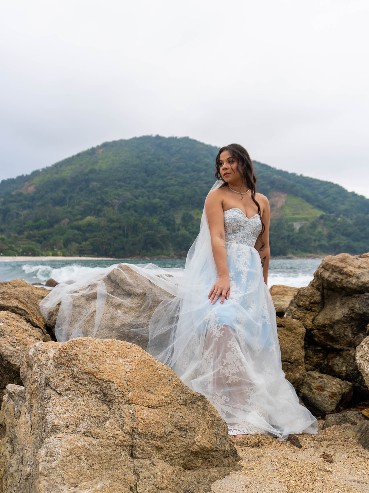 Noiva na praia — Gal Studio